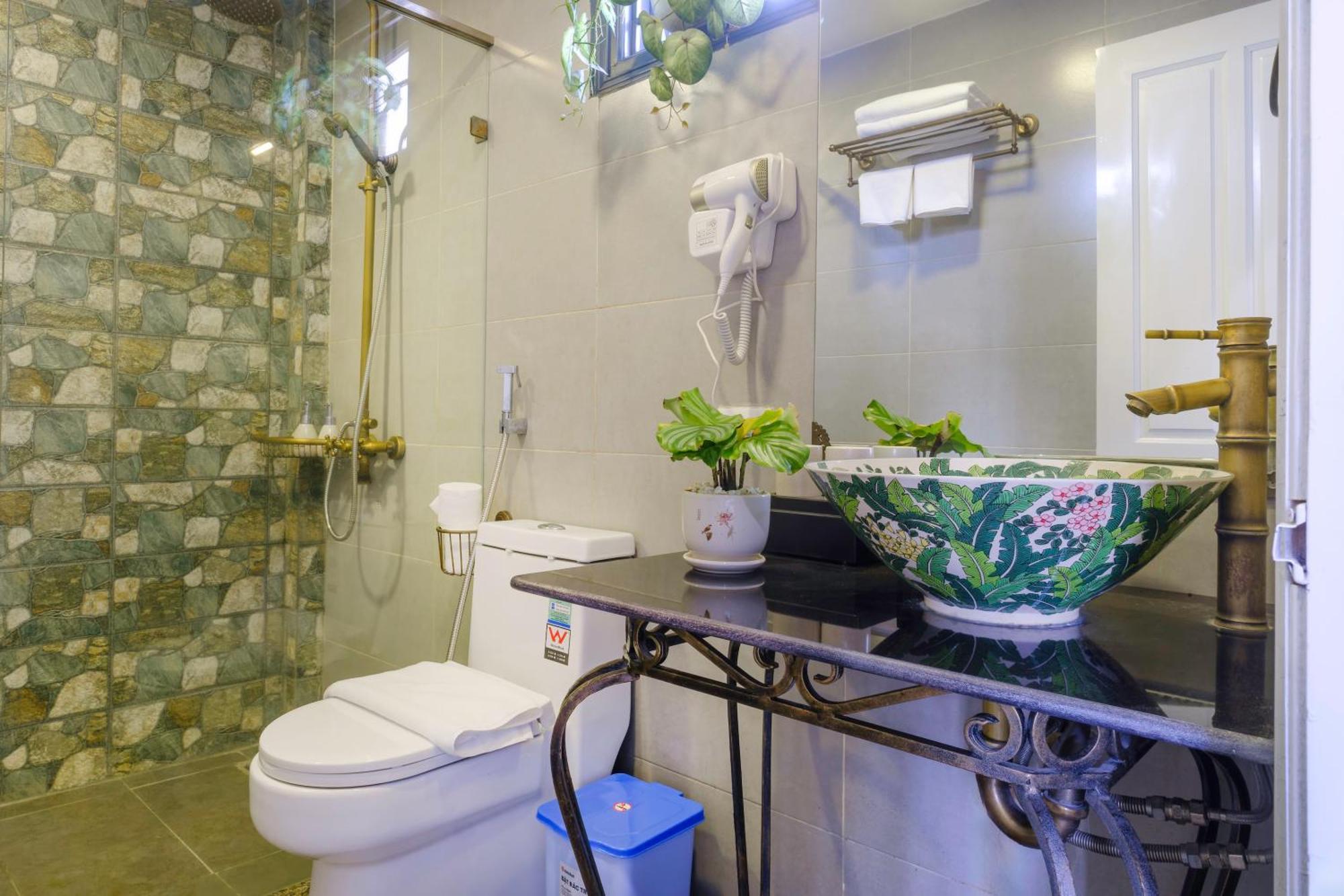 Hotel Bliss Tran Hung Dao